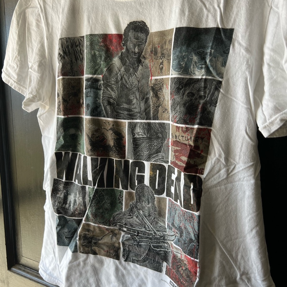 AMCs The Walking Dead T shirt